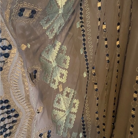 Free People Dress size S/M. Shear with underslip. Taupe. Gorgeous Embroi… - Picture 8 of 9